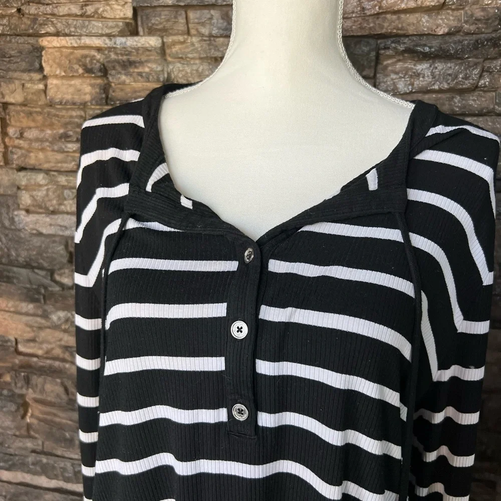 Black and White Striped Women's Top
